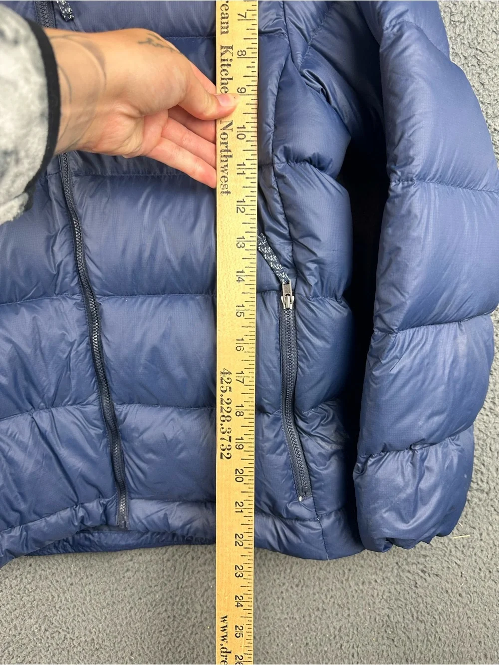 Patagonia Kids XL 14 Hi-Loft Down Hoody Navy Blue Puffer Jacket FLAW